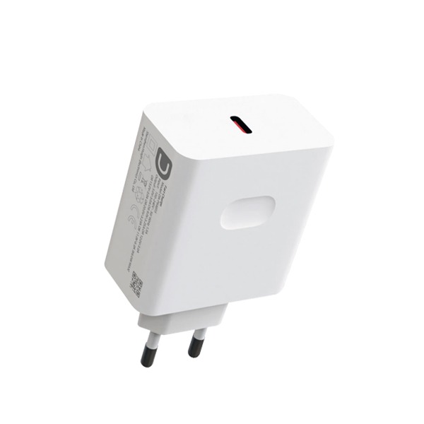Daria 66W Charger